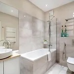 City Apartments Warsaw Apartment *