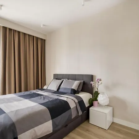 아파트 City Apartments Warsaw *