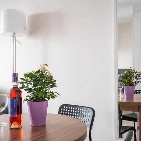 City Apartments Warsaw Apartment *